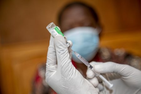 Read more about the article Virtual Dialogue Series: Africa’s Response to CoVID-19 and Equitable Access to Vaccines and Vaccination Plans